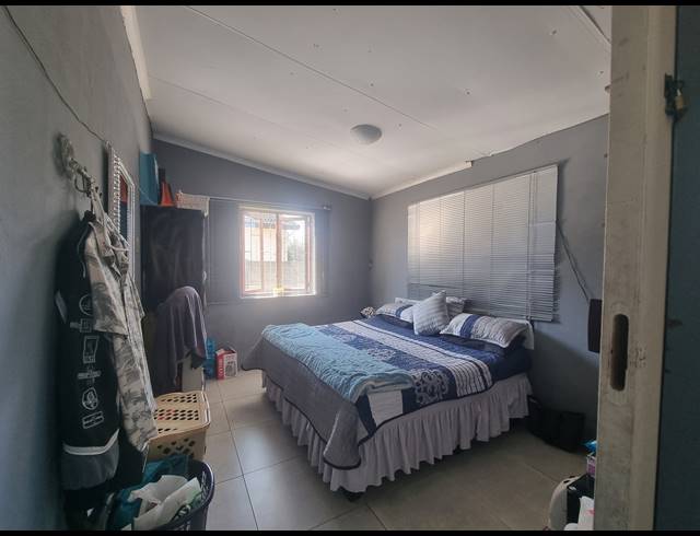 3 BEDROOM FREESTANDING FOR SALE IN GEORGE CENTRAL